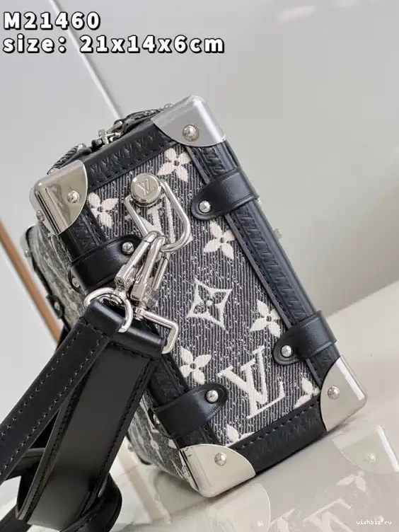 WIS MM LOUIS TRUNK SIDE VUITTON 0329